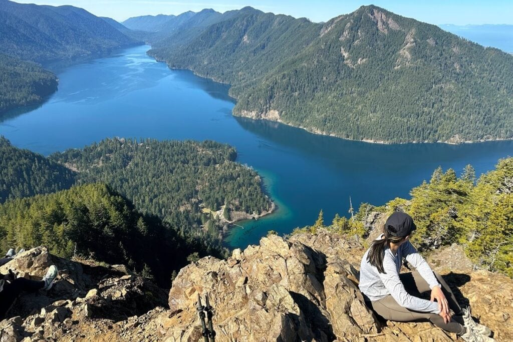 10 BEST Day Hikes on the Olympic Peninsula in Summer & What to Pack