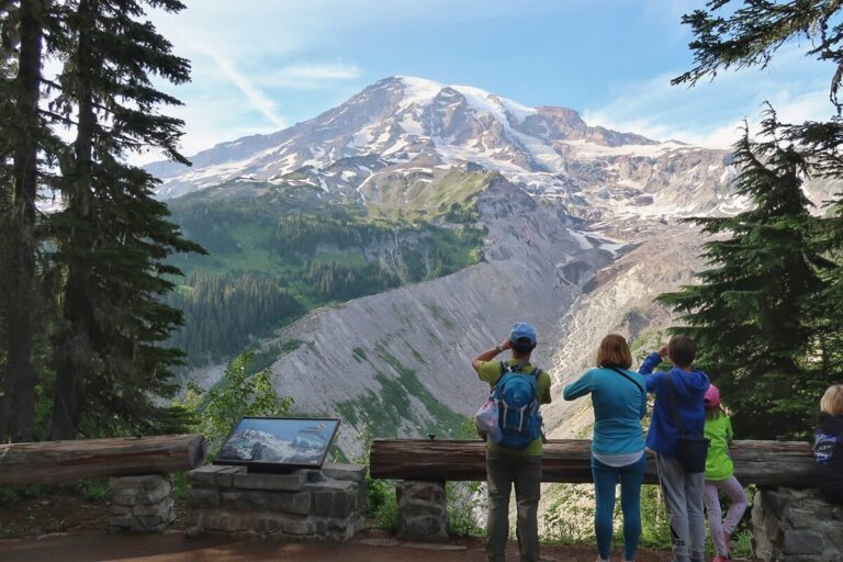 A First-Timer’s Guide to Paradise at Mt Rainier (Hikes & Attractions)